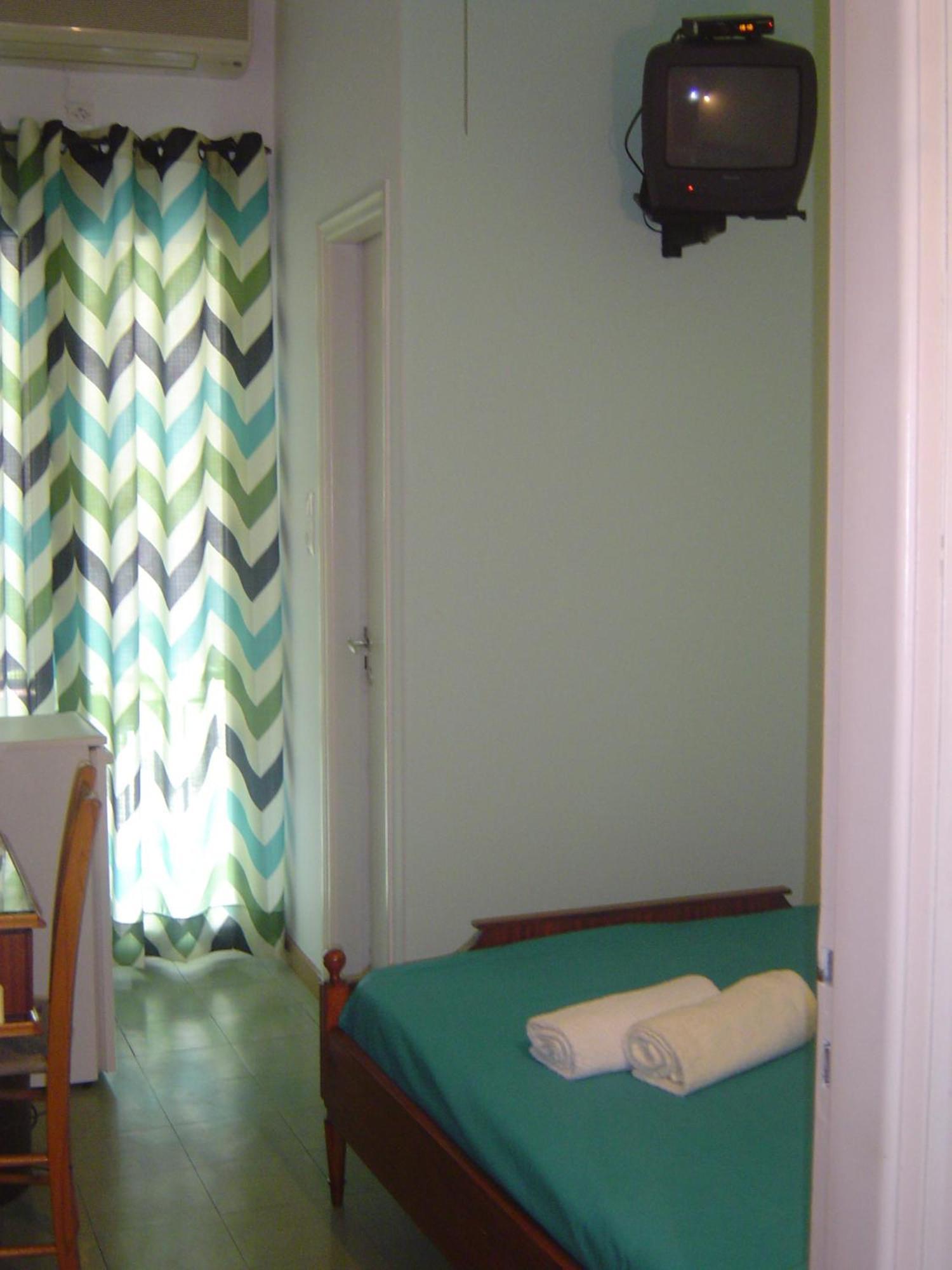 Nana Hotel Kamena Vourla Room photo